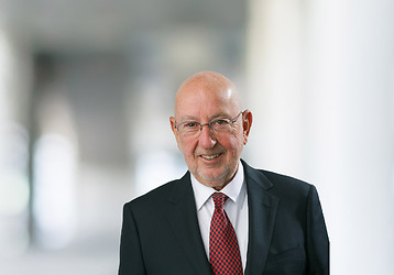 Photo of David F. DuMouchel